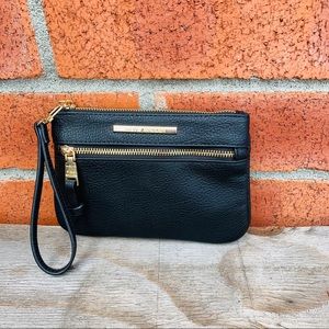 Steve Madden Black Wristlet with Charger